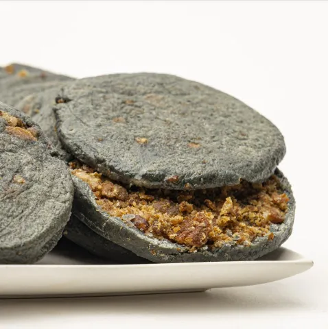 Gorditas de chicharón (12 piezas)