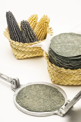 Tortillas de maíz azul (500 gr)